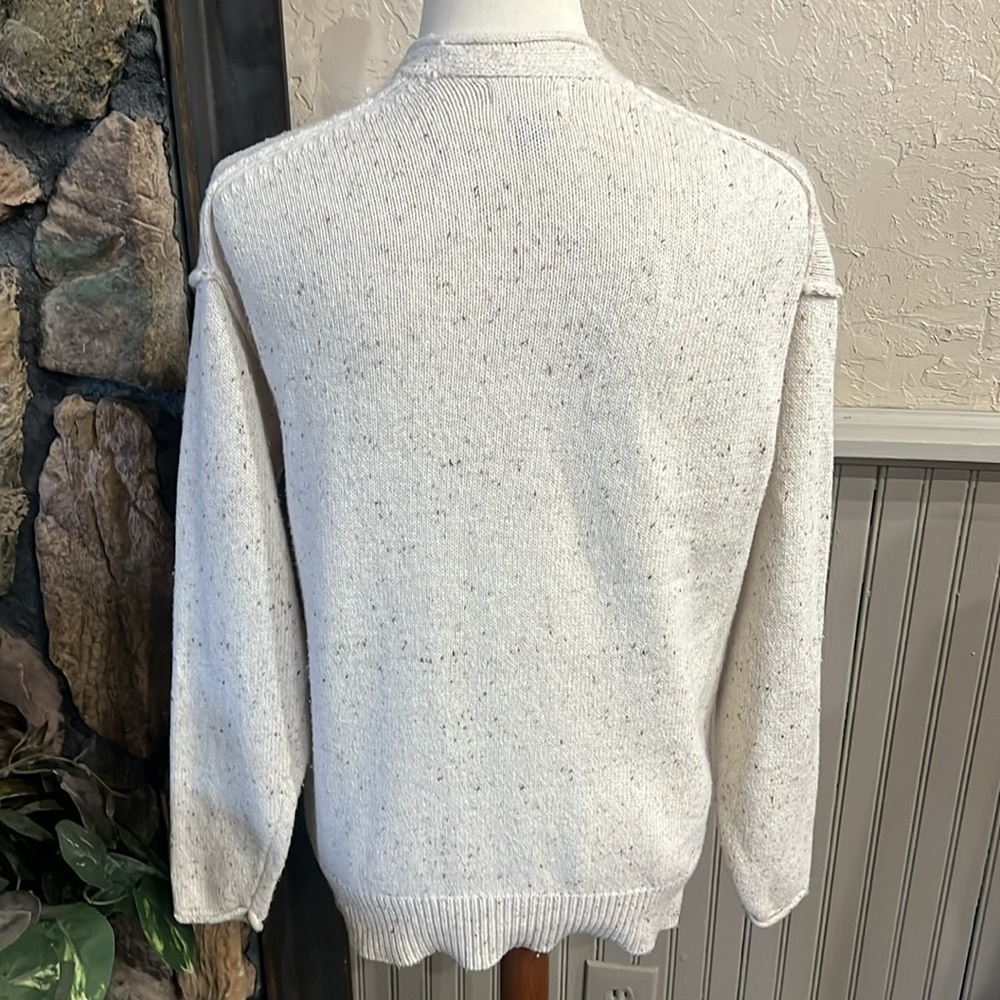 Universal Thread Sweater - Picture 3 of 5